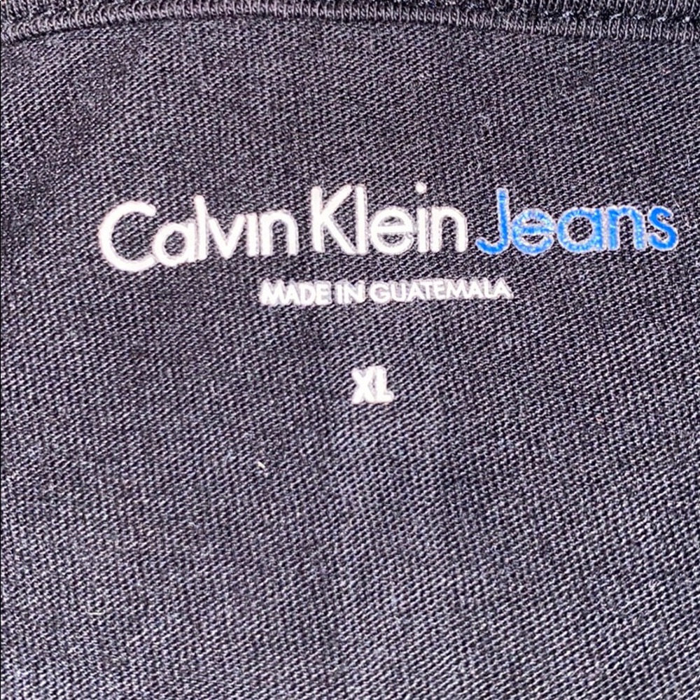 Black Calvin Klein jeans  tee - Picture 2 of 2